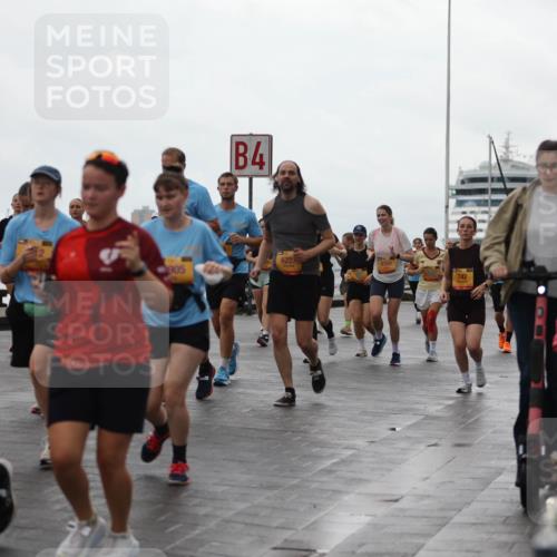 13.09.2026 - Kiel Lauf Andreas Tolksdorf http://msf.ph/oto/10405825 13.09.2026 11:07:30 Kiellinie 4, 169, 905, 6227, 8360, 742 meine-sportfotos.de