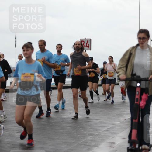 13.09.2026 - Kiel Lauf Andreas Tolksdorf http://msf.ph/oto/10405847 13.09.2026 11:07:31 Kiellinie 9905, 613, 6227, 84, 8363, 8360, 3 meine-sportfotos.de