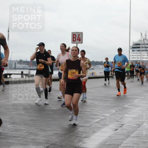 13.09.2026 - Kiel Lauf Andreas Tolksdorf http://msf.ph/oto/10405858 13.09.2026 11:07:33 Kiellinie 39, 613, 39, 6227, 4, 8363, 83, 150, 742 meine-sportfotos.de