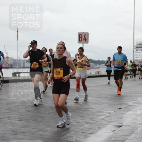 13.09.2026 - Kiel Lauf Andreas Tolksdorf http://msf.ph/oto/10405869 13.09.2026 11:07:33 Kiellinie 6227, 39, 742 meine-sportfotos.de
