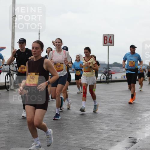 13.09.2026 - Kiel Lauf Andreas Tolksdorf http://msf.ph/oto/10405877 13.09.2026 11:07:34 Kiellinie 1172, 8363, 742, 39, 8360, 4 meine-sportfotos.de