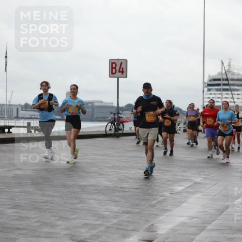 13.09.2026 - Kiel Lauf Andreas Tolksdorf http://msf.ph/oto/10405958 13.09.2026 11:07:39 Kiellinie 4, 5176, 10410, 5470 meine-sportfotos.de