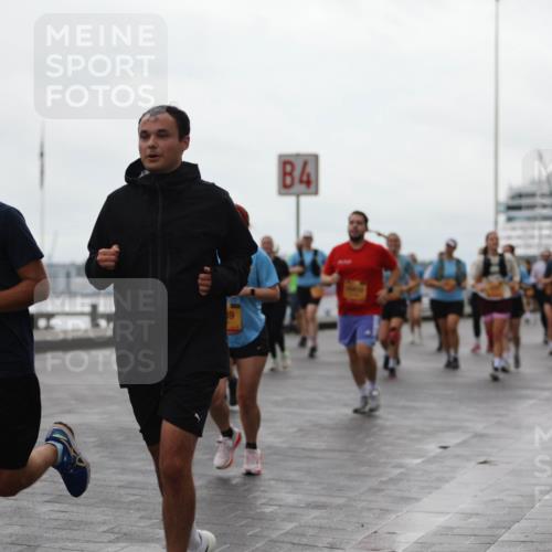 13.09.2026 - Kiel Lauf Andreas Tolksdorf http://msf.ph/oto/10406023 13.09.2026 11:07:42 Kiellinie 39, 5470, 9, 4 meine-sportfotos.de