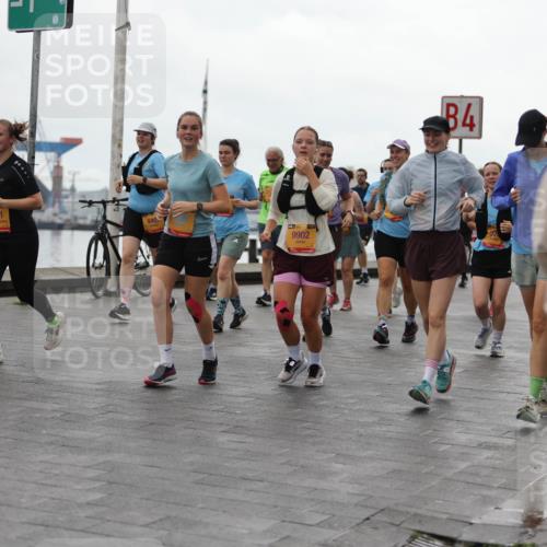 13.09.2026 - Kiel Lauf Andreas Tolksdorf http://msf.ph/oto/10406058 13.09.2026 11:07:46 Kiellinie 4306, 4401, 448, 1430, 9902, 4 meine-sportfotos.de