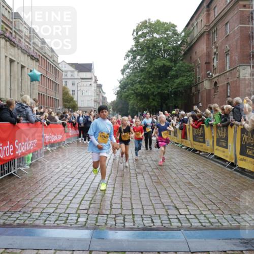 13.09.2026 - Kiel Lauf Yannick Fuchs http://msf.ph/oto/10406125 13.09.2026 08:58:26 Ziel 1158, 1188, 1382, 3145, 3150, 3217, 3492, 3686, 4115, 4546, 4622, 4965, 5908, 6588, 7018, 8067, 9620, 9701, 9852, 10242, 10890, 10925, 11077, 57, 734, 1462, 1791, 2326, 2710, 2908, 2964, 3145, 3150, 3567, 3891, 4025, 4185, 4491, 4550, 4995, 4999, 5005, 5093, 6056, 6246, 6350, 6428, 6984, 7026, 7031, 7574, 7576, 7812, 8674, 8675, 9097, 9372, 9490, 9585, 9622, 10566, 10899, 11077, 11638, 11673, 12216, 27, 339, 1348, 5201, 5536, 5537, 6573, 7407, 57, 3020, 5666, 5895, 7058 meine-sportfotos.de