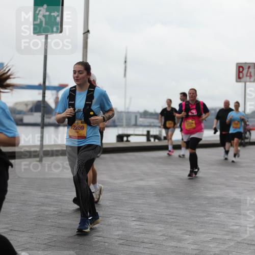 13.09.2026 - Kiel Lauf Andreas Tolksdorf http://msf.ph/oto/10406198 13.09.2026 11:07:56 Kiellinie 38, 12269, 2719, 4 meine-sportfotos.de