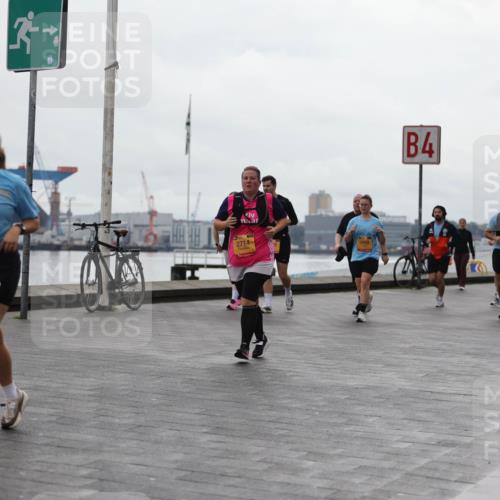13.09.2026 - Kiel Lauf Andreas Tolksdorf http://msf.ph/oto/10406204 13.09.2026 11:07:56 Kiellinie 2885, 2714, 3959, 4 meine-sportfotos.de