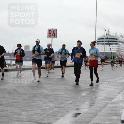 13.09.2026 - Kiel Lauf Andreas Tolksdorf http://msf.ph/oto/10406269 13.09.2026 11:08:00 Kiellinie 3959, 4, 2727, 11553, 3 meine-sportfotos.de