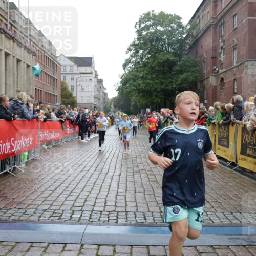 13.09.2026 - Kiel Lauf Yannick Fuchs http://msf.ph/oto/10406341 13.09.2026 08:58:47 Ziel 27, 339, 1119, 1348, 3242, 5092, 5200, 5201, 5536, 5537, 6151, 6573, 7407, 9773, 10211, 10821, 11252, 11386, 11430, 11783, 11924, 12297, 12517, 515, 734, 1158, 1188, 1382, 2100, 2710, 3145, 3150, 3217, 3492, 3686, 4115, 4491, 4546, 4550, 4622, 4965, 5092, 5200, 5908, 6246, 6428, 6588, 7018, 7022, 8067, 8354, 9585, 9620, 9622, 9701, 9852, 10242, 10890, 10899, 10925, 11077, 11430, 512, 1848, 2725, 4026, 5106, 5629, 6883, 6896, 7028, 7223, 7739, 7916, 8261, 8944, 734, 2710 meine-sportfotos.de