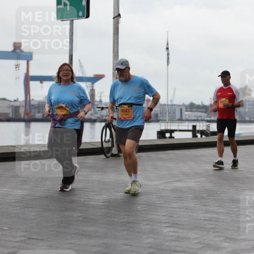 13.09.2026 - Kiel Lauf Andreas Tolksdorf http://msf.ph/oto/10406467 13.09.2026 11:08:22 Kiellinie 9043, 8247, 4 meine-sportfotos.de