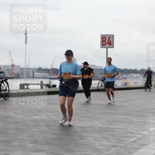 13.09.2026 - Kiel Lauf Andreas Tolksdorf http://msf.ph/oto/10406492 13.09.2026 11:08:24 Kiellinie 8247, 9120, 4 meine-sportfotos.de