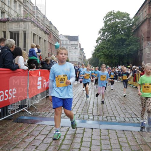 13.09.2026 - Kiel Lauf Yannick Fuchs http://msf.ph/oto/10406564 13.09.2026 08:59:08 Ziel 118, 512, 1848, 2725, 3543, 3666, 4026, 5106, 5629, 6883, 7028, 7739, 7916, 8261, 8944, 9215, 11201, 11575, 27, 339, 515, 1119, 1348, 2100, 3242, 5092, 5200, 5201, 5536, 5537, 6151, 6573, 6883, 6896, 7022, 7223, 7407, 8354, 8944, 9773, 10211, 10292, 10334, 10821, 11252, 11386, 11430, 11783, 11924, 12297, 12517, 125, 1413, 3767, 3803, 3958, 4064, 4164, 4426, 4444, 4498, 4886, 5016, 5131, 5590, 6480, 6816, 6943, 7337, 7371, 7401, 7706, 9293, 9430 meine-sportfotos.de