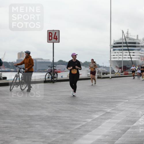 13.09.2026 - Kiel Lauf Andreas Tolksdorf http://msf.ph/oto/10406575 13.09.2026 11:08:36 Kiellinie 564, 4, 5176, 3 meine-sportfotos.de