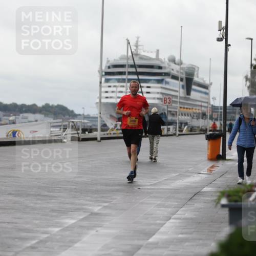 13.09.2026 - Kiel Lauf Andreas Tolksdorf http://msf.ph/oto/10406708 13.09.2026 11:09:20 Kiellinie 4, 3898, 3 meine-sportfotos.de