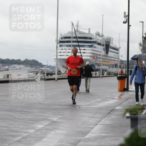 13.09.2026 - Kiel Lauf Andreas Tolksdorf http://msf.ph/oto/10406711 13.09.2026 11:09:20 Kiellinie 4, 3898, 3 meine-sportfotos.de