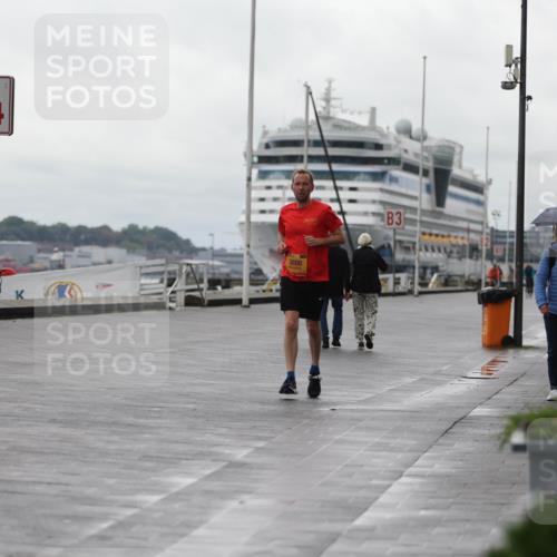 13.09.2026 - Kiel Lauf Andreas Tolksdorf http://msf.ph/oto/10406719 13.09.2026 11:09:20 Kiellinie 4, 3898, 3 meine-sportfotos.de