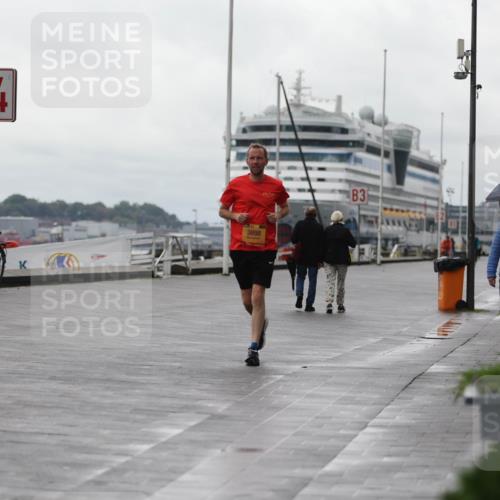 13.09.2026 - Kiel Lauf Andreas Tolksdorf http://msf.ph/oto/10406732 13.09.2026 11:09:20 Kiellinie 4, 3898, 3 meine-sportfotos.de