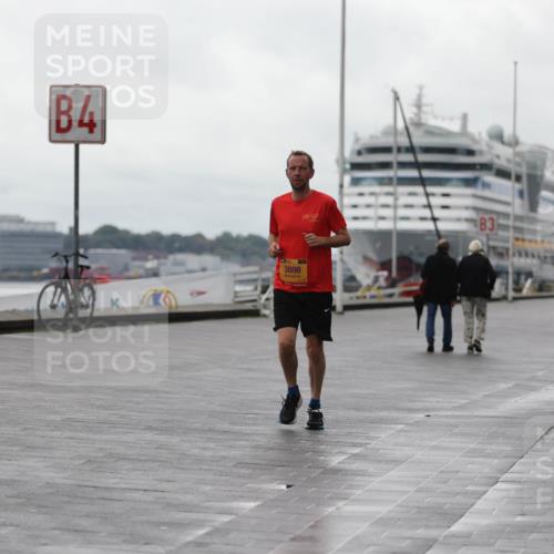 13.09.2026 - Kiel Lauf Andreas Tolksdorf http://msf.ph/oto/10406744 13.09.2026 11:09:21 Kiellinie 4, 3898, 83 meine-sportfotos.de