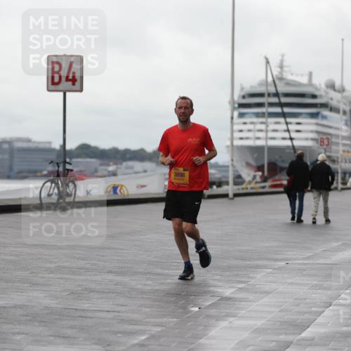 13.09.2026 - Kiel Lauf Andreas Tolksdorf http://msf.ph/oto/10406754 13.09.2026 11:09:21 Kiellinie 4, 39, 3898, 83 meine-sportfotos.de