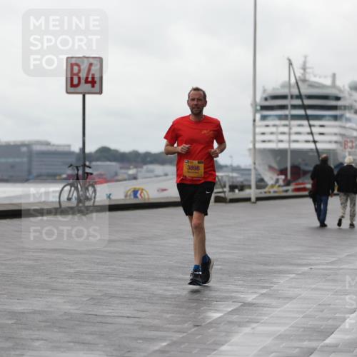 13.09.2026 - Kiel Lauf Andreas Tolksdorf http://msf.ph/oto/10406760 13.09.2026 11:09:22 Kiellinie 4, 39, 3898, 83 meine-sportfotos.de