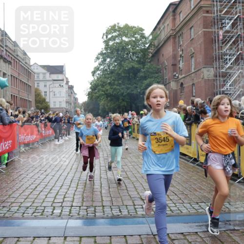 13.09.2026 - Kiel Lauf Yannick Fuchs http://msf.ph/oto/10406851 13.09.2026 08:59:41 Ziel 533, 579, 621, 2906, 2962, 3537, 3865, 3867, 3890, 4481, 7919, 7981, 8530, 8673, 8932, 9151, 9370, 9394, 9939, 10665, 11364, 11570, 11980, 12298, 12329, 12586, 118, 125, 1413, 1549, 1792, 2342, 3165, 3543, 3666, 3767, 3803, 3958, 4026, 4064, 4164, 4426, 4444, 4481, 4498, 4886, 5016, 5131, 5590, 6480, 6816, 6943, 6944, 7028, 7320, 7337, 7371, 7396, 7401, 7706, 7981, 8069, 8153, 8261, 9215, 9293, 9358, 9430, 9623, 10665, 10682, 10723, 11189, 11395, 11617, 12004, 12383, 28 meine-sportfotos.de