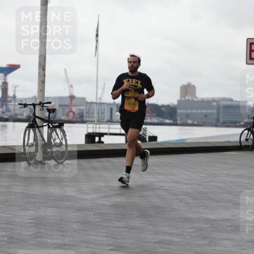 13.09.2026 - Kiel Lauf Andreas Tolksdorf http://msf.ph/oto/10406873 13.09.2026 11:12:43 Kiellinie 9046, 4 meine-sportfotos.de