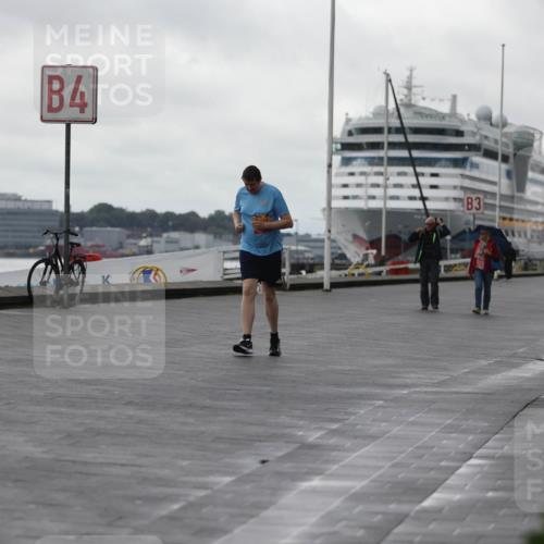 13.09.2026 - Kiel Lauf Andreas Tolksdorf http://msf.ph/oto/10406902 13.09.2026 11:13:33 Kiellinie 4, 3 meine-sportfotos.de