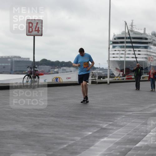 13.09.2026 - Kiel Lauf Andreas Tolksdorf http://msf.ph/oto/10406921 13.09.2026 11:13:33 Kiellinie 4, 3 meine-sportfotos.de