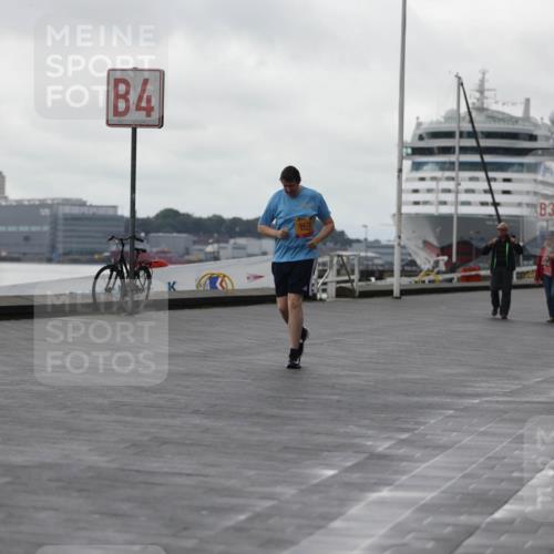 13.09.2026 - Kiel Lauf Andreas Tolksdorf http://msf.ph/oto/10406932 13.09.2026 11:13:33 Kiellinie 4, 3 meine-sportfotos.de
