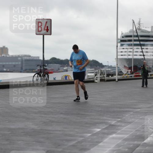 13.09.2026 - Kiel Lauf Andreas Tolksdorf http://msf.ph/oto/10406951 13.09.2026 11:13:34 Kiellinie 4, 3 meine-sportfotos.de