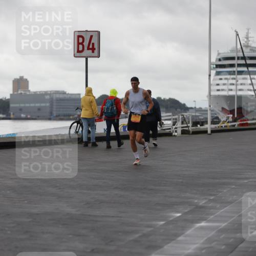 13.09.2026 - Kiel Lauf Andreas Tolksdorf http://msf.ph/oto/10406995 13.09.2026 11:17:09 Kiellinie 4, 5718, 3 meine-sportfotos.de