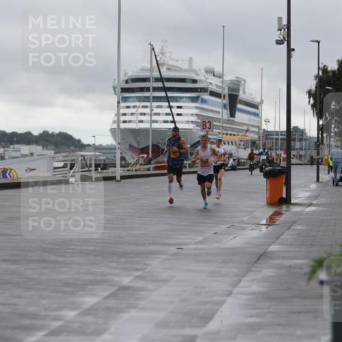 13.09.2026 - Kiel Lauf Andreas Tolksdorf http://msf.ph/oto/10407070 13.09.2026 11:36:24 Kiellinie 4, 3, 300, 171, 317 meine-sportfotos.de