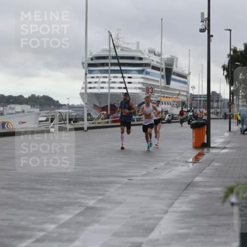 13.09.2026 - Kiel Lauf Andreas Tolksdorf http://msf.ph/oto/10407073 13.09.2026 11:36:24 Kiellinie 4, 3, 100 meine-sportfotos.de