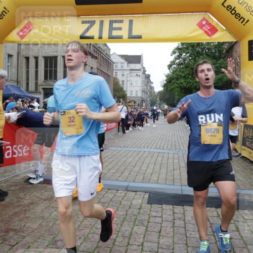 13.09.2026 - Kiel Lauf Yannick Fuchs http://msf.ph/oto/10407082 13.09.2026 10:33:31 Ziel 435, 813, 1331, 1958, 1979, 2775, 5961, 6080, 6569, 6775, 8641, 8938, 8940, 10331, 11063, 864, 1327, 1525, 2824, 3991, 3997, 4929, 5197, 5274, 5907, 6537, 6988, 7030, 7709, 8280, 9411, 9891, 9975, 10181, 10448, 10552, 10773, 11754, 12277, 12339, 115, 446, 908, 2073, 2285, 3323, 3799, 3924, 4300, 4776, 5160, 6973, 7372, 8225, 8362, 8896, 10984, 11289, 11604, 11707, 12729, 32, 1467, 3327, 9222, 9879 meine-sportfotos.de