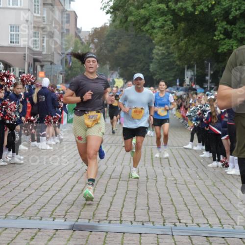 13.09.2026 - Kiel Lauf Yannick Fuchs http://msf.ph/oto/10407109 13.09.2026 10:33:41 Ziel 435, 446, 1958, 2073, 2285, 2775, 3323, 3799, 3924, 4776, 5961, 6080, 6569, 6973, 7372, 8225, 8641, 8896, 8938, 8940, 10984, 11289, 11707, 12729, 813, 864, 1327, 1331, 1525, 1979, 2824, 3991, 3997, 4929, 5197, 5274, 5907, 6537, 6775, 6988, 7030, 7709, 8280, 9411, 9891, 9975, 10181, 10331, 10448, 10773, 11063, 11754, 12277, 12339, 115, 908, 965, 1352, 1730, 2333, 2577, 3704, 3819, 4300, 4739, 5160, 5773, 7925, 8022, 8362, 9081, 9491, 10179, 11591, 11604, 11732, 12169, 3997 meine-sportfotos.de