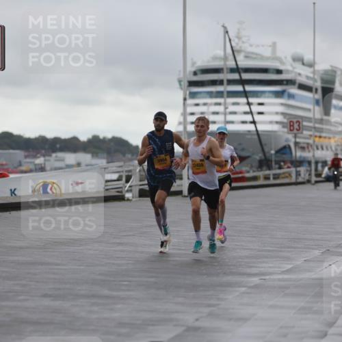 13.09.2026 - Kiel Lauf Andreas Tolksdorf http://msf.ph/oto/10407129 13.09.2026 11:36:26 Kiellinie 4, 3904, 12459, 3 meine-sportfotos.de