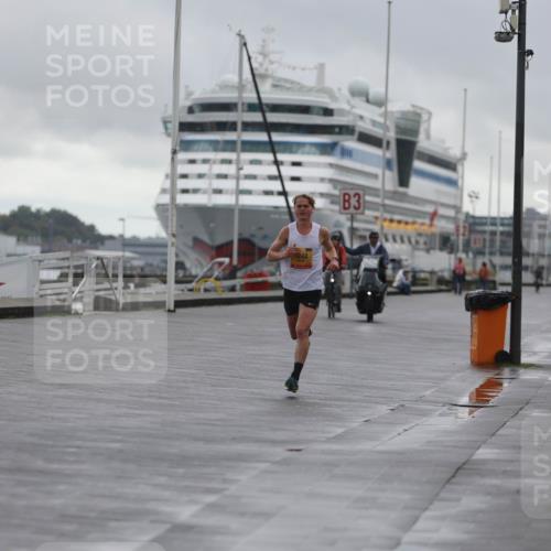13.09.2026 - Kiel Lauf Andreas Tolksdorf http://msf.ph/oto/10407188 13.09.2026 11:36:32 Kiellinie 248, 3 meine-sportfotos.de