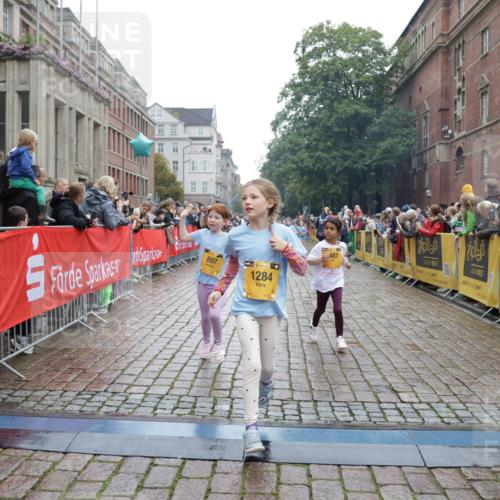 13.09.2026 - Kiel Lauf Yannick Fuchs http://msf.ph/oto/10407197 13.09.2026 09:00:08 Ziel 780, 783, 1538, 1871, 2918, 4001, 4793, 6271, 7624, 7746, 8692, 9003, 9421, 9520, 10083, 10223, 12137, 12371, 28, 533, 579, 621, 1871, 2789, 2906, 2962, 3537, 3545, 3568, 3865, 3867, 3890, 6271, 7919, 8530, 8673, 8932, 9036, 9151, 9394, 9939, 11364, 11980, 12298, 12329, 12586, 65, 897, 1284, 2513, 2894, 3549, 4661, 4821, 6258, 6487, 6606, 6808, 10592, 11727, 12051, 12662, 125, 579, 1413, 1549, 1792, 2342, 3165, 3537, 3890, 4481, 8530, 9370, 9394, 11364, 11570, 12586 meine-sportfotos.de