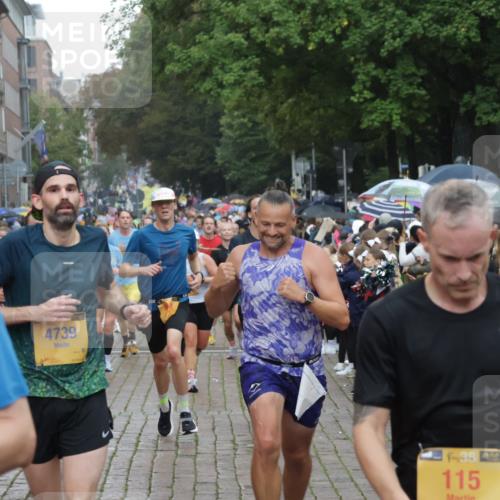 13.09.2026 - Kiel Lauf Yannick Fuchs http://msf.ph/oto/10407230 13.09.2026 10:34:28 Ziel 93, 1086, 2094, 2465, 4351, 4466, 4723, 4735, 4820, 5125, 5737, 5996, 6260, 7387, 7933, 12020, 12070, 244, 965, 1299, 1352, 1668, 1730, 2009, 2333, 2577, 3099, 3384, 3395, 3704, 3819, 4466, 4679, 4739, 5165, 5175, 5773, 6344, 7378, 7925, 7932, 8022, 8646, 9078, 9081, 9373, 9491, 9788, 10179, 10310, 10893, 11002, 11153, 11318, 11591, 11732, 12120, 12169, 1307, 1667, 2044, 2432, 2449, 3180, 3864, 4608, 5576, 6225, 6941, 7672, 7928, 8480, 8746, 9276, 10549, 10904 meine-sportfotos.de