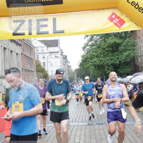 13.09.2026 - Kiel Lauf Yannick Fuchs http://msf.ph/oto/10407241 13.09.2026 10:34:30 Ziel 93, 1086, 2044, 2094, 2465, 3180, 3864, 4351, 4608, 4723, 4735, 4820, 5125, 5737, 5996, 6260, 7387, 7928, 7933, 8480, 10904, 10905, 12070, 244, 965, 1299, 1352, 1668, 2009, 2333, 2577, 3099, 3384, 3395, 3704, 3819, 4466, 4679, 5165, 5175, 5773, 6344, 7378, 7925, 7932, 7933, 8022, 8646, 9078, 9081, 9373, 9491, 9788, 10179, 10310, 10893, 11002, 11153, 11318, 11732, 12020, 12120, 12169, 1307, 1667, 2432, 2449, 5576, 6225, 6941, 7006, 7273, 7672, 8195, 8746, 9276, 10549 meine-sportfotos.de