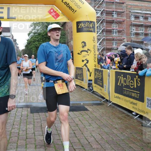 13.09.2026 - Kiel Lauf Yannick Fuchs http://msf.ph/oto/10407267 13.09.2026 10:34:32 Ziel 93, 1086, 2044, 2094, 2465, 3180, 3864, 4351, 4608, 4723, 4735, 4820, 5125, 5737, 5996, 6260, 7387, 7928, 8480, 10549, 10904, 10905, 12070, 244, 1299, 1352, 1668, 2009, 2333, 2577, 3099, 3384, 3395, 3704, 3819, 4466, 4679, 5165, 5175, 5773, 6344, 7378, 7932, 7933, 8022, 8646, 9078, 9373, 9491, 9788, 10179, 10310, 10893, 11002, 11153, 11318, 11732, 12020, 12120, 12169, 1307, 1667, 2432, 2449, 3547, 5218, 5576, 6225, 6941, 7006, 7273, 7672, 8195, 8746, 9276 meine-sportfotos.de