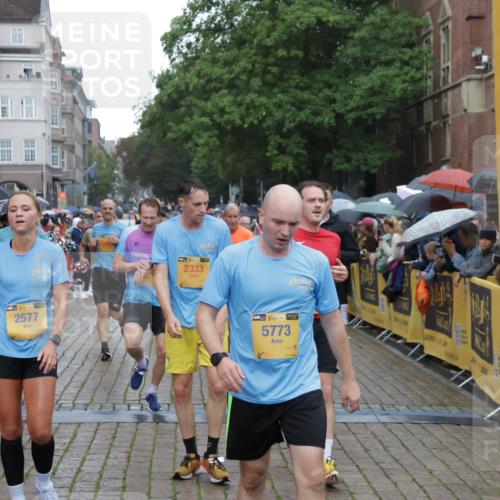 13.09.2026 - Kiel Lauf Yannick Fuchs http://msf.ph/oto/10407301 13.09.2026 10:34:35 Ziel 1086, 2044, 2465, 3180, 3864, 4351, 4608, 4723, 4735, 5125, 5737, 5996, 6225, 6260, 6941, 7387, 7928, 8480, 10549, 10904, 10905, 11374, 12070, 93, 244, 1086, 1299, 1352, 1668, 2009, 2094, 3099, 3384, 3395, 3704, 3819, 4466, 4679, 4820, 5165, 5175, 6344, 7378, 7932, 7933, 8646, 9078, 9373, 9491, 9788, 10310, 10893, 11002, 11153, 11318, 11732, 12020, 12120, 12169, 1307, 1667, 2432, 2449, 3470, 3547, 3603, 5218, 5576, 7006, 7273, 7672, 8195, 8746, 9276, 3099, 3395 meine-sportfotos.de