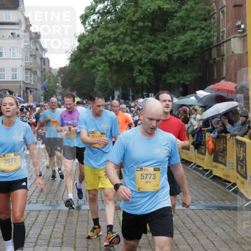 13.09.2026 - Kiel Lauf Yannick Fuchs http://msf.ph/oto/10407306 13.09.2026 10:34:35 Ziel 1086, 2044, 2465, 3180, 3864, 4351, 4608, 4723, 4735, 5125, 5737, 5996, 6225, 6260, 6941, 7387, 7928, 8480, 10549, 10904, 10905, 11374, 12070, 93, 244, 1086, 1299, 1352, 1668, 2009, 2094, 3099, 3384, 3395, 3704, 3819, 4466, 4679, 4820, 5165, 5175, 6344, 7378, 7932, 7933, 8646, 9078, 9373, 9491, 9788, 10310, 10893, 11002, 11153, 11318, 11732, 12020, 12120, 12169, 1307, 1667, 2432, 2449, 3470, 3547, 3603, 5218, 5576, 7006, 7273, 7672, 8195, 8746, 9276, 3099, 3395 meine-sportfotos.de