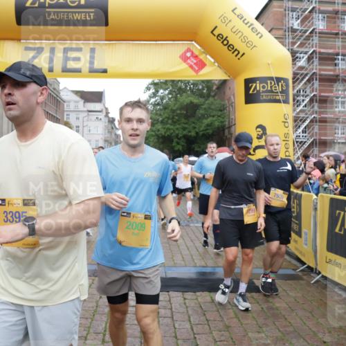 13.09.2026 - Kiel Lauf Yannick Fuchs http://msf.ph/oto/10407370 13.09.2026 10:34:47 Ziel 1307, 1667, 2432, 2449, 3547, 5218, 5576, 6225, 6941, 7006, 7273, 7672, 8195, 8746, 9276, 9389, 11163, 11374, 93, 244, 1086, 1668, 2044, 2094, 2465, 3180, 3384, 3864, 4351, 4466, 4608, 4679, 4723, 4735, 4820, 5125, 5165, 5737, 5996, 6260, 6344, 7387, 7928, 7933, 8480, 8646, 9788, 10549, 10893, 10904, 10905, 11153, 12020, 12070, 12120, 1640, 2268, 3400, 3470, 3603, 4028, 4449, 5247, 7960, 9220, 9541, 9853, 9988, 10361, 10676, 12095, 1299, 2009, 5175, 7378 meine-sportfotos.de