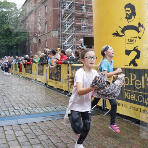 13.09.2026 - Kiel Lauf Yannick Fuchs http://msf.ph/oto/10407403 13.09.2026 09:00:38 Ziel 282, 1446, 3268, 4093, 10304, 10561, 10562, 65, 783, 897, 1284, 1538, 2513, 2894, 3549, 4001, 4661, 4793, 4821, 6258, 6487, 6606, 6808, 9003, 9421, 9520, 10083, 10223, 10592, 11727, 12051, 12137, 12662, 3135, 3611, 6561, 7487, 7991, 10636, 11425, 780, 1871, 2918, 3545, 3568, 4001, 6271, 7624, 7746, 8692, 10083, 12371 meine-sportfotos.de