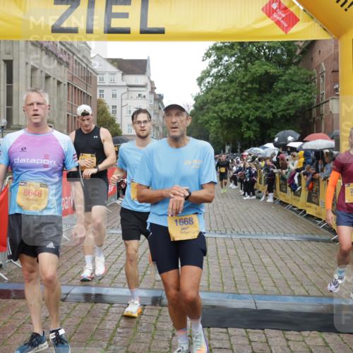13.09.2026 - Kiel Lauf Yannick Fuchs http://msf.ph/oto/10407448 13.09.2026 10:34:54 Ziel 2432, 2449, 3470, 3547, 3603, 5218, 5576, 7006, 7273, 7672, 8195, 8746, 10361, 11163, 93, 1086, 1307, 1667, 2044, 2094, 2432, 2465, 3180, 3864, 4351, 4608, 4723, 4735, 4820, 5125, 5576, 5737, 5996, 6225, 6260, 6941, 7387, 7672, 7928, 7933, 8480, 9276, 9389, 10549, 10904, 10905, 11374, 12020, 12070, 1640, 2268, 3400, 4022, 4028, 4449, 4951, 5247, 5386, 6578, 6603, 7960, 8164, 8266, 8750, 9220, 9261, 9264, 9541, 9853, 9988, 10065, 10475, 10676, 11368, 12095, 244 meine-sportfotos.de
