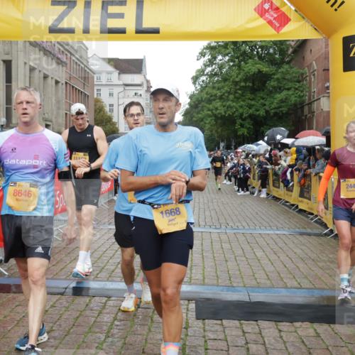 13.09.2026 - Kiel Lauf Yannick Fuchs http://msf.ph/oto/10407451 13.09.2026 10:34:55 Ziel 2268, 2449, 3470, 3547, 3603, 5218, 7006, 7273, 8195, 8746, 10361, 11163, 93, 1086, 1307, 1667, 2044, 2094, 2432, 2465, 3180, 3864, 4351, 4608, 4723, 4735, 4820, 5125, 5576, 5737, 5996, 6225, 6260, 6941, 7387, 7672, 7928, 7933, 8480, 8746, 9276, 9389, 10549, 10904, 10905, 11374, 12070, 1640, 2390, 2687, 3400, 4022, 4028, 4449, 4951, 5247, 5386, 6578, 6603, 7960, 8164, 8266, 8750, 9220, 9261, 9264, 9541, 9853, 9988, 10065, 10475, 10676, 11368, 12095, 244 meine-sportfotos.de