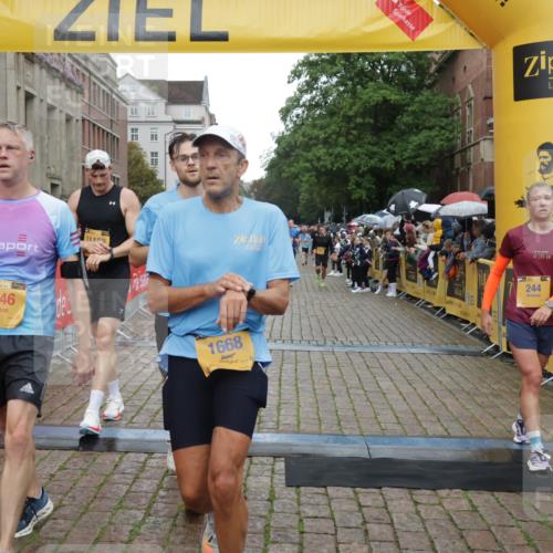 13.09.2026 - Kiel Lauf Yannick Fuchs http://msf.ph/oto/10407454 13.09.2026 10:34:55 Ziel 2268, 2449, 3470, 3547, 3603, 5218, 7006, 7273, 8195, 8746, 10361, 11163, 93, 1086, 1307, 1667, 2044, 2094, 2432, 2465, 3180, 3864, 4351, 4608, 4723, 4735, 4820, 5125, 5576, 5737, 5996, 6225, 6260, 6941, 7387, 7672, 7928, 7933, 8480, 8746, 9276, 9389, 10549, 10904, 10905, 11374, 12070, 1640, 2390, 2687, 3400, 4022, 4028, 4449, 4951, 5247, 5386, 6578, 6603, 7960, 8164, 8266, 8750, 9220, 9261, 9264, 9541, 9853, 9988, 10065, 10475, 10676, 11368, 12095, 244 meine-sportfotos.de