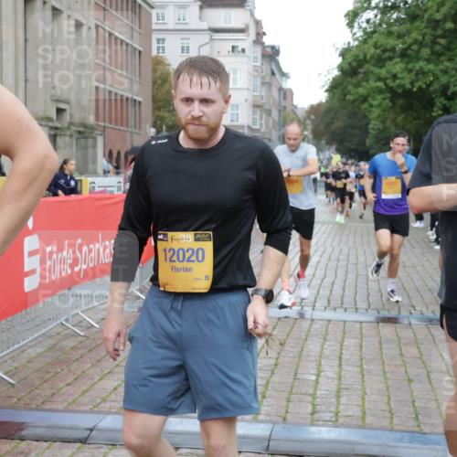 13.09.2026 - Kiel Lauf Yannick Fuchs http://msf.ph/oto/10407471 13.09.2026 10:34:58 Ziel 2268, 3470, 3547, 3603, 4028, 5218, 5247, 7006, 7273, 7960, 8195, 9853, 9988, 10361, 11163, 93, 1086, 1307, 1667, 2044, 2094, 2432, 2449, 2465, 3180, 3864, 4351, 4608, 4723, 4735, 4820, 5125, 5576, 5737, 5996, 6225, 6260, 6941, 7387, 7672, 7928, 8480, 8746, 9276, 9389, 10549, 10904, 10905, 11374, 12070, 1640, 1784, 2390, 2687, 3400, 4022, 4449, 4951, 5386, 6578, 6603, 7971, 8164, 8266, 8750, 9220, 9261, 9264, 9541, 10065, 10475, 10676, 11368, 11568, 11758, 12095, 93, 244 meine-sportfotos.de