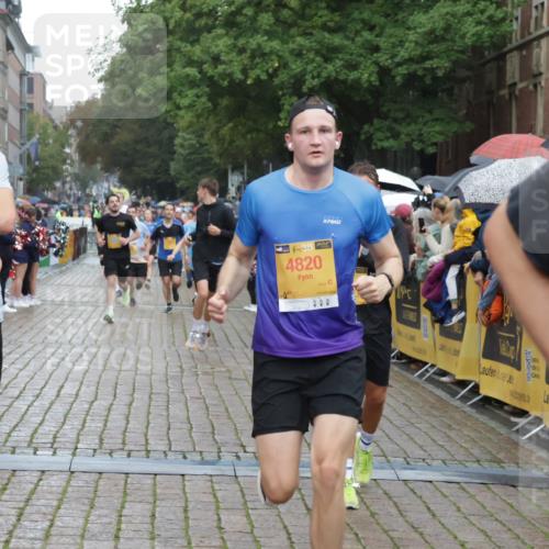 13.09.2026 - Kiel Lauf Yannick Fuchs http://msf.ph/oto/10407489 13.09.2026 10:34:59 Ziel 2268, 3470, 3547, 3603, 4028, 5218, 5247, 7006, 7273, 7960, 8195, 9541, 9853, 9988, 10361, 11163, 93, 1086, 1307, 1667, 2044, 2432, 2449, 2465, 3180, 3864, 4351, 4608, 4723, 4735, 5125, 5576, 5737, 5996, 6225, 6260, 6941, 7387, 7672, 7928, 8195, 8480, 8746, 9276, 9389, 10549, 10904, 10905, 11374, 12070, 400, 1640, 1784, 2390, 2687, 3400, 4022, 4449, 4951, 5386, 6578, 6603, 7971, 8164, 8266, 8750, 9220, 9261, 9264, 10065, 10475, 10676, 11368, 11568, 11758, 12095, 93, 244 meine-sportfotos.de